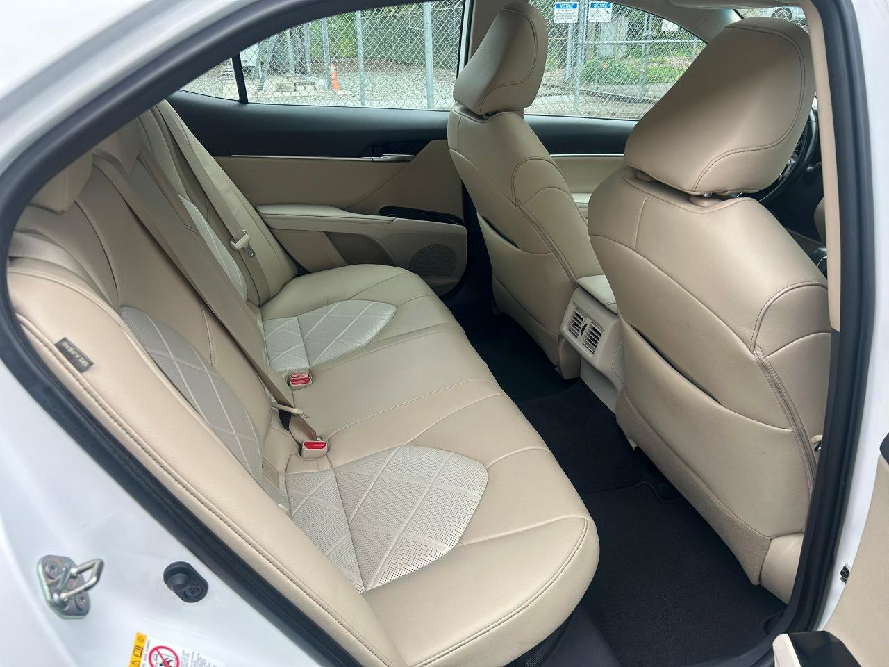 Used 2019 Toyota Camry XLE w/ Driver Assist Package FWD image 18