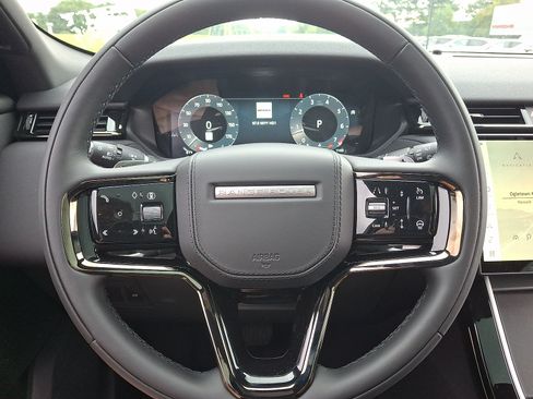 New 2026 Land Rover Range Rover Velar S AWD/4WD image 12