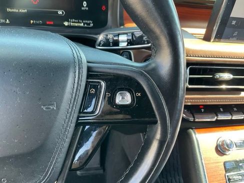 Used 2020 Lincoln Aviator Reserve w/ Equipment Group 202A AWD/4WD image 12