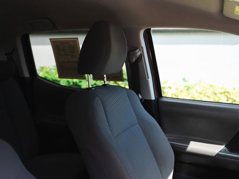 Used 2020 Toyota Tacoma SR5 image 11