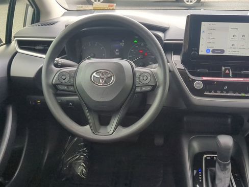 Used 2024 Toyota Corolla LE w/ LE Convenience Package image 22