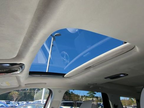 Used 2024 Hyundai Palisade Calligraphy image 30