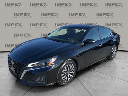 Used 2024 Nissan Altima 2.5 SV