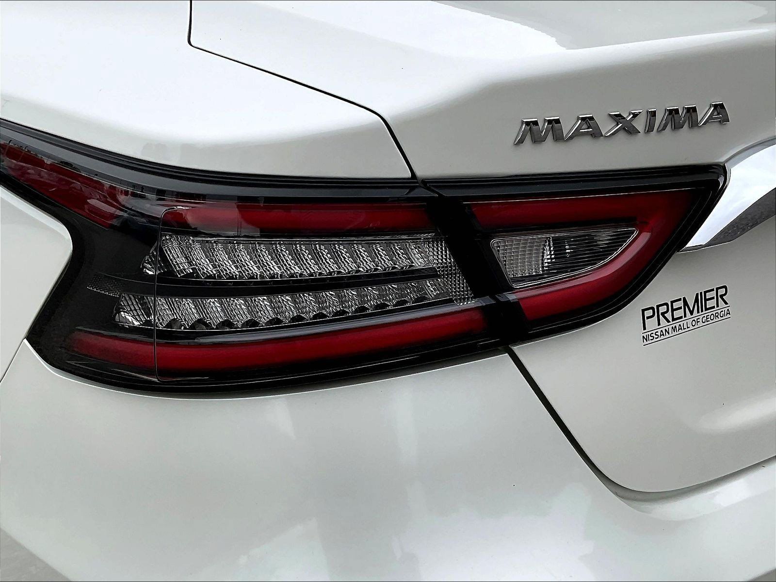 Certified 2021 Nissan Maxima Platinum w/ Sport Mat Group FWD image 25