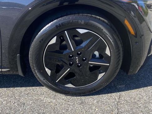New 2025 Kia EV6 Wind image 7