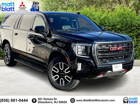 Used 2021 GMC Yukon XL AT4 image 2