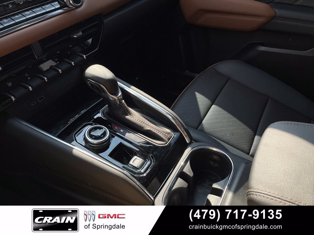 Used 2026 GMC Canyon AT4 w/ Technology Plus Package AWD/4WD image 19