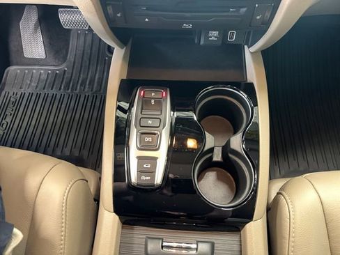 Used 2022 Honda Pilot Touring image 14