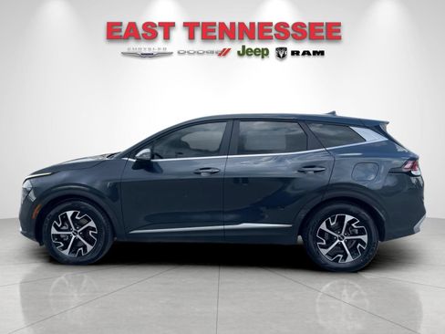 Used 2024 Kia Sportage EX FWD image 6