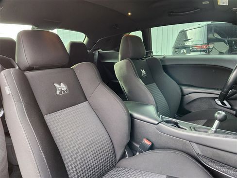 Used 2021 Dodge Challenger R/T Scat Pack w/ Driver Convenience Group image 12