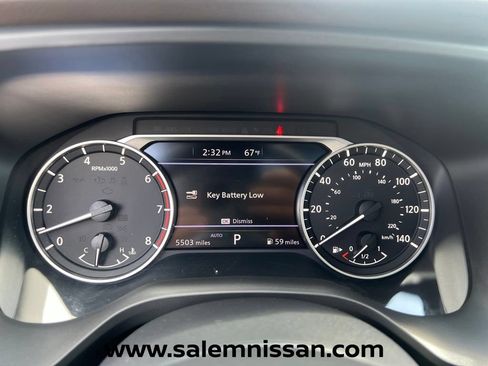 Used 2023 Nissan Rogue SL AWD/4WD image 14