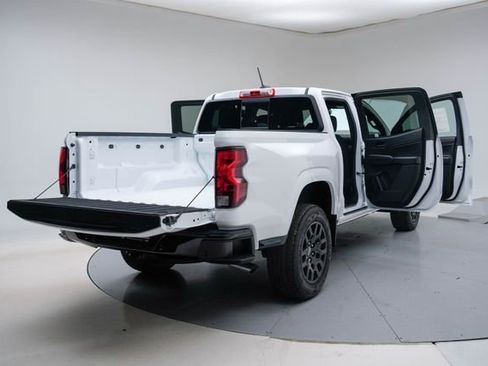 New 2026 Chevrolet Colorado W/T w/ WT Custom Package RWD image 21