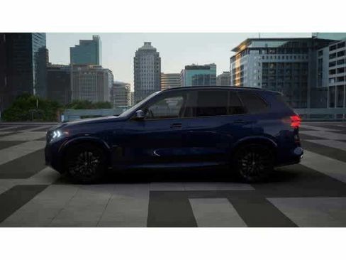 New 2026 BMW X5 sDrive40i w/ M Sport Package RWD image 4