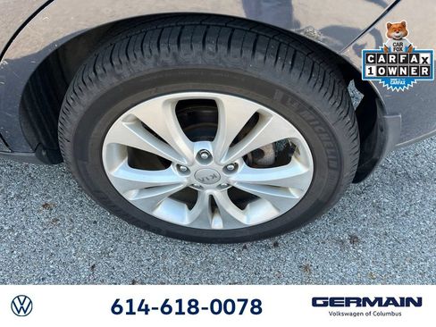 Used 2016 Kia Soul + FWD image 15