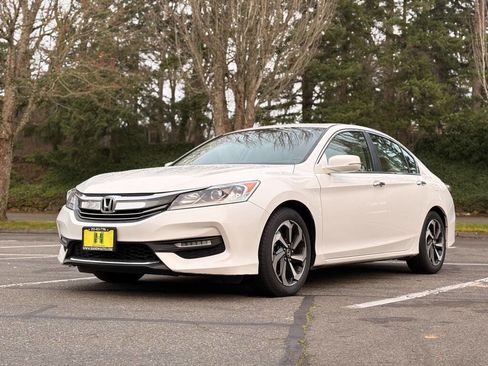 Used 2017 Honda Accord EX-L image 1