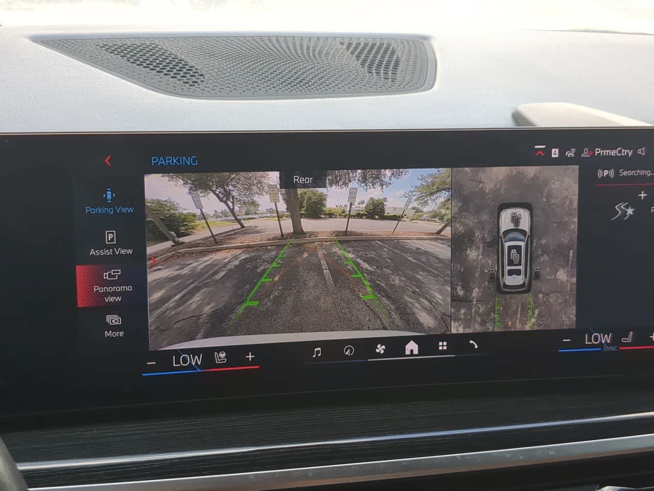 Used 2024 BMW X7 M60i w/ M Sport Professional Package AWD/4WD image 31