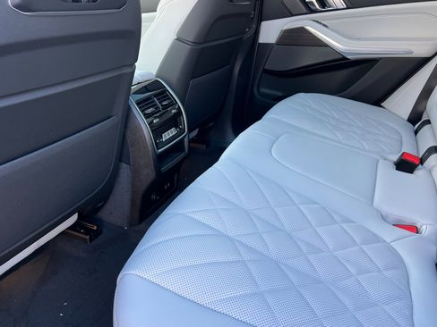 Used 2026 BMW X5 xDrive40i AWD/4WD image 27