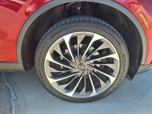 Used 2025 Lincoln Aviator Reserve w/ Equipment Group 201A image 9