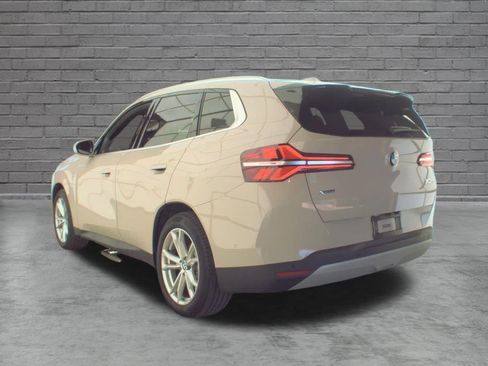 Used 2025 BMW X3 xDrive30i AWD/4WD image 8