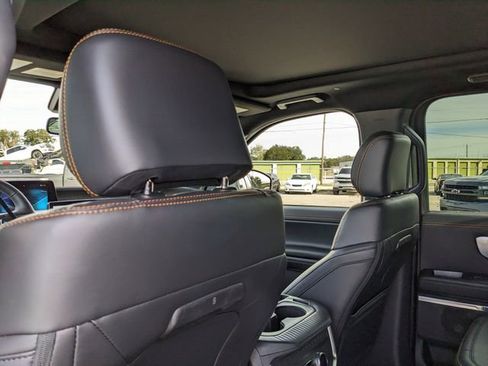 New 2025 Ford Expedition Tremor image 17