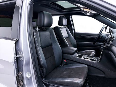 Used 2021 Jeep Grand Cherokee Laredo X AWD/4WD image 35