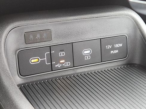 New 2026 Hyundai Kona SE FWD image 19
