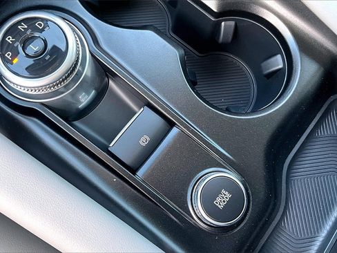 New 2025 Ford Explorer Active w/ Active Comfort Package image 17