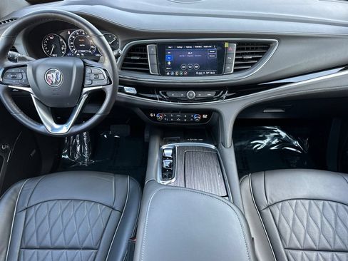 Certified 2024 Buick Enclave Avenir FWD image 16