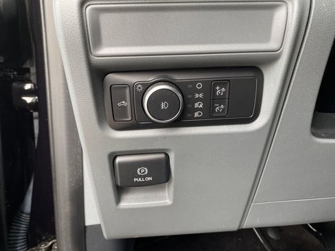 Used 2021 Ford F150 XL w/ Trailer Tow Package image 14