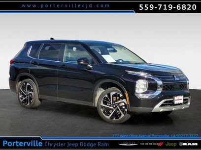 Used 2024 Mitsubishi Outlander SE Black Edition