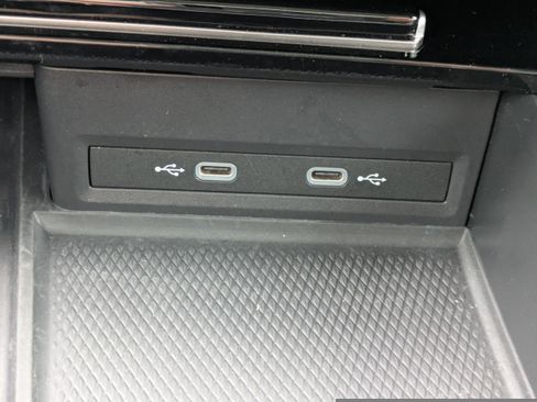 Certified 2024 Volkswagen Atlas SEL Premium R-Line image 26