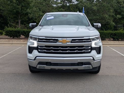 Used 2023 Chevrolet Silverado 1500 LTZ AWD/4WD image 9
