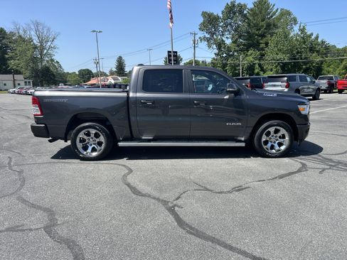 Used 2022 RAM 1500 Big Horn AWD/4WD image 9