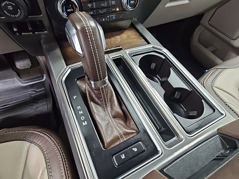 Used 2019 Ford F150 Limited w/ Trailer Tow Package image 23