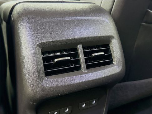 Used 2020 Chevrolet Equinox Premier AWD/4WD image 26