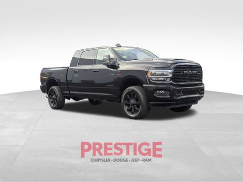 Used 2023 RAM 3500 Laramie AWD/4WD image 5