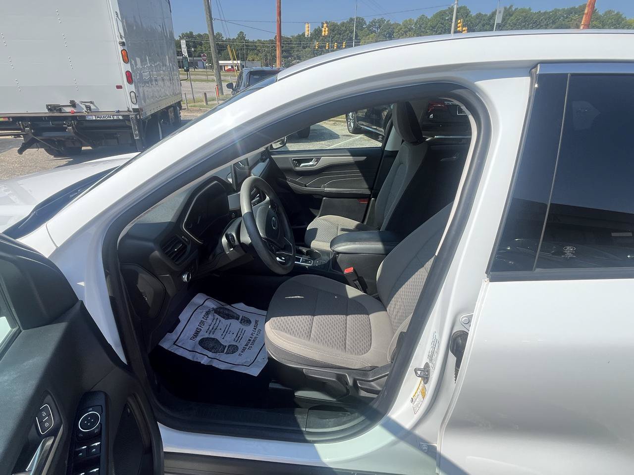 Used 2021 Ford Escape SE FWD image 30