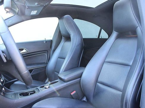 Used 2018 Mercedes-Benz CLA 250 image 10