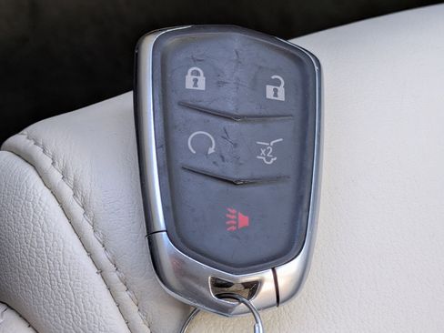 Used 2019 Cadillac XT5 Luxury FWD image 34
