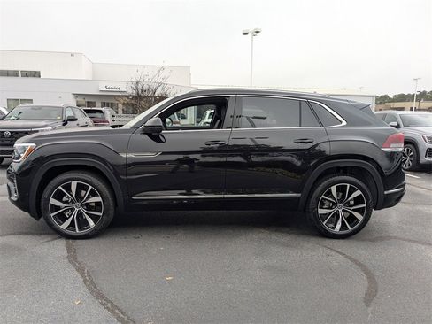 New 2026 Volkswagen Atlas Cross Sport SEL Premium R-Line image 8