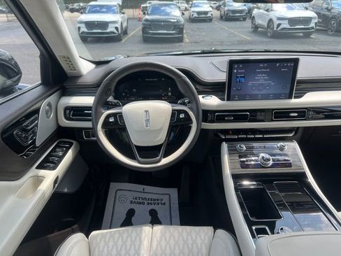 Certified 2024 Lincoln Aviator Black Label w/ Dynamic Handling Package AWD/4WD image 18