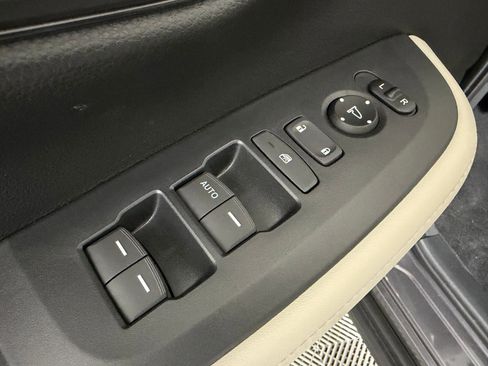 New 2026 Honda HR-V LX image 10