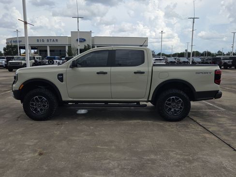 Used 2025 Ford Ranger XLT w/ Convenience Package RWD image 9