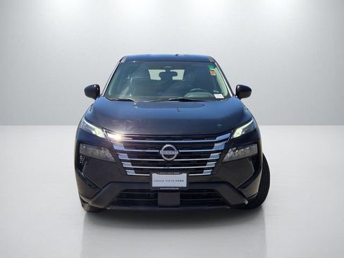 Used 2024 Nissan Rogue SV FWD image 2