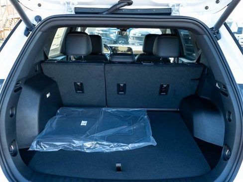 New 2026 Chevrolet Equinox ACTIV image 8