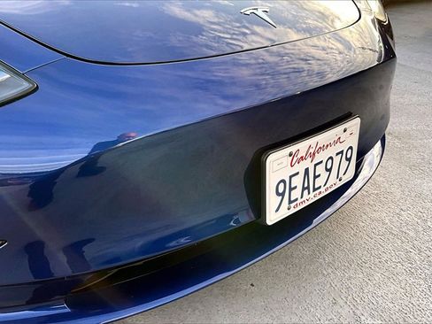 Used 2023 Tesla Model 3 Standard Range image 31