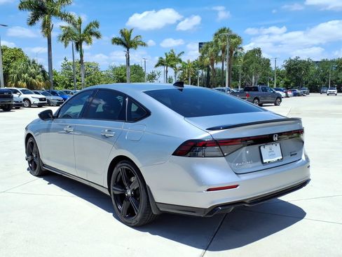 Used 2024 Honda Accord Sport image 13