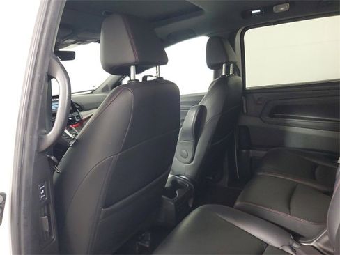 Used 2023 Honda Odyssey Sport image 10
