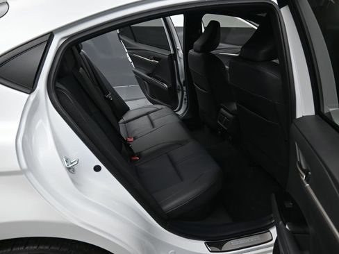 Used 2025 Toyota Camry XSE image 32