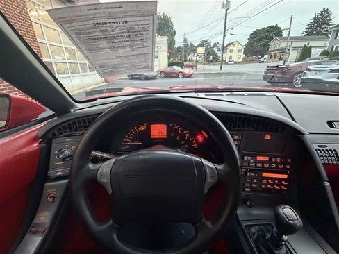 Used 1990 Chevrolet Corvette ZR-1 RWD image 23